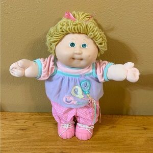 Vintage Cabbage Patch Kids Toddler Doll In HTF Balloon Top And Jumper